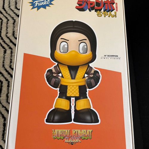 Jumbo Chan Scorpion 14'' collectible vinyl figure new, limited edition 1200