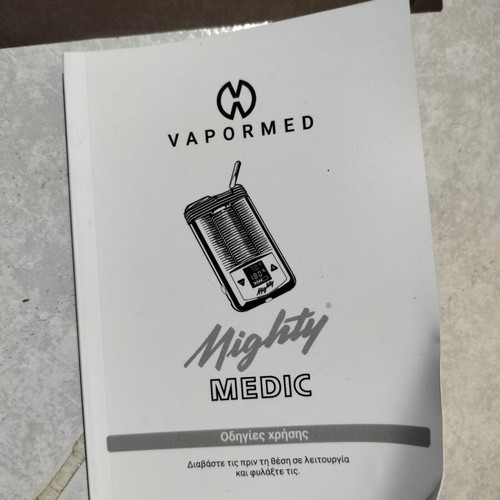 Mighty Medic vaporizer new, full package