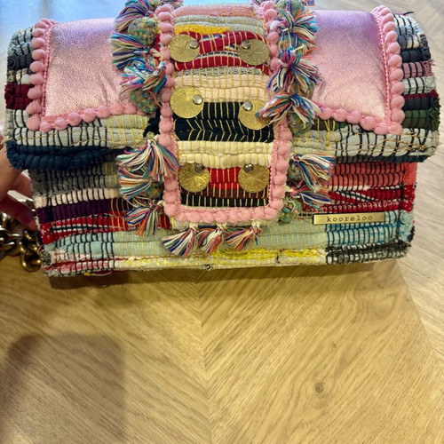 Kooreloo bag like new, colorful with long chain 25cm