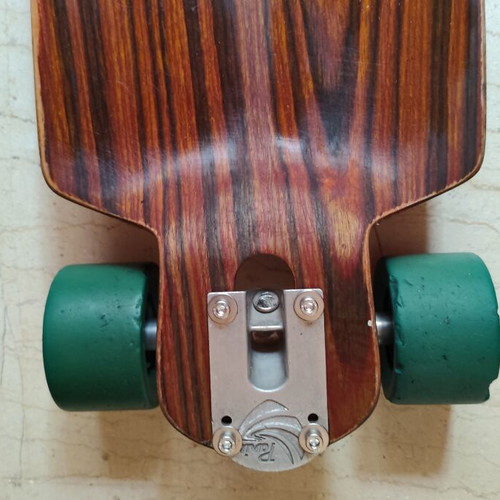 Skate used, 85×23 cm, Paris trucks, brown deck, green wheels