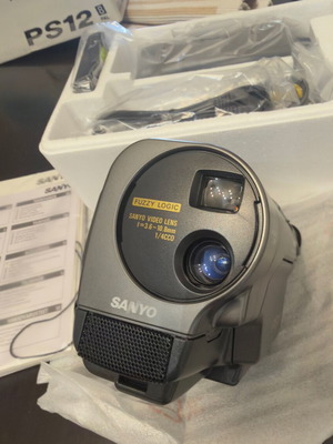 Sanyo PS12 video camera new in box