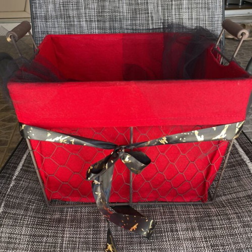 Gift basket like new