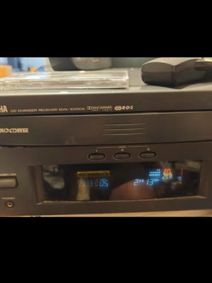 Yamaha EMX-100RDS ραδιοενισχυτής με CD changer, τηλεχειριστήριο και εγχειρίδιο