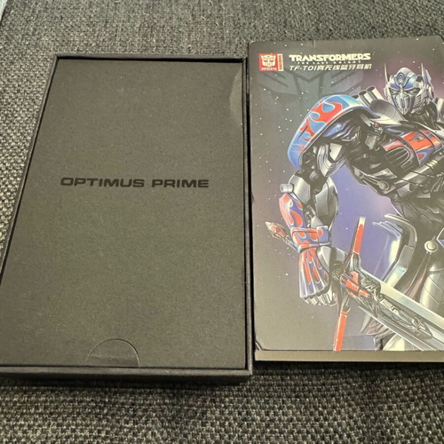 Transformers Hasbro earbuds new
