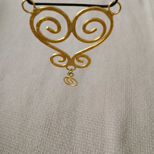 Vintage Ancient Greek Hammered Pendant Gold Plated New
