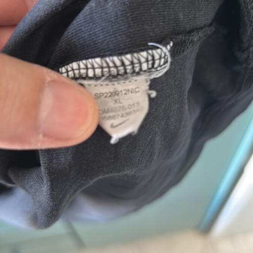 Nike T-Shirt embroidered logo XL black used