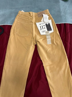 Armani Jeans J17 γυναικείο παντελόνι σε μπεζ, μέγεθος 27