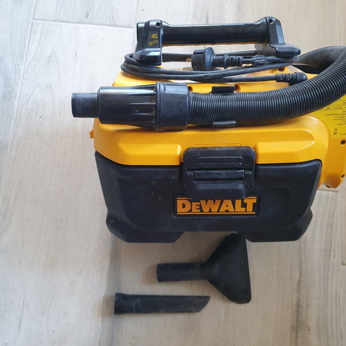 Dewalt DCV584L wet/dry shop vacuum cleaner used with HEPA filter