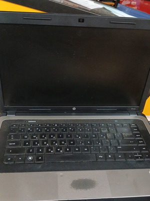 Laptop HP 635 μεταχειρισμένο με Windows 7 Pro, προβλήματα πληκτρολογίου
