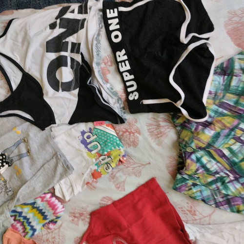 Children's clothes like new, pack of 14 pieces, ages 6-10