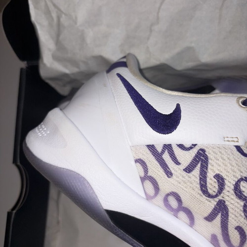 Nike Kobe 8 Protro Court Purple size 44.5 like new