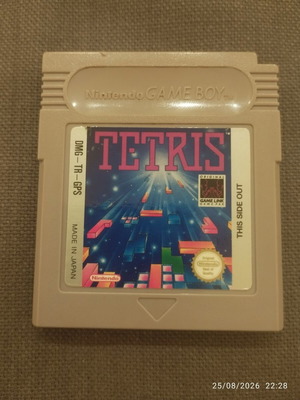 Nintendo Game Boy Tetris game with case and manual