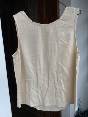 Pulz cotton linen top L like new beige with button back