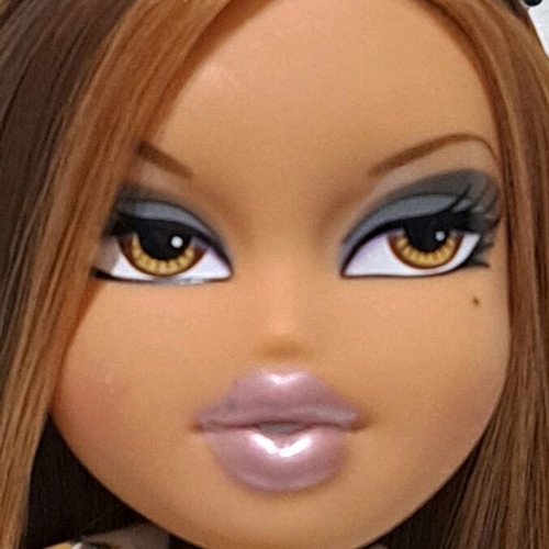 Bratz Magic Hair Yasmin used with flaws