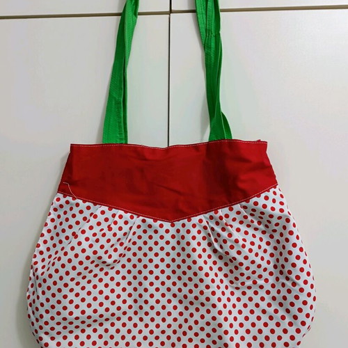 Double-sided shoulder bag like new, red and green