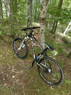 Cube Acid μεταχειρισμένο mountain bike με πιρούνι Fox και 27 ταχύτητες