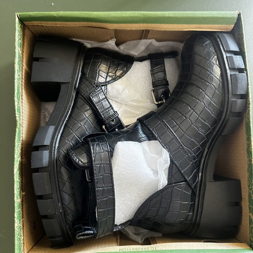 Crocodile Ankle Boots size 38 new, cut out with buckles, faux leather