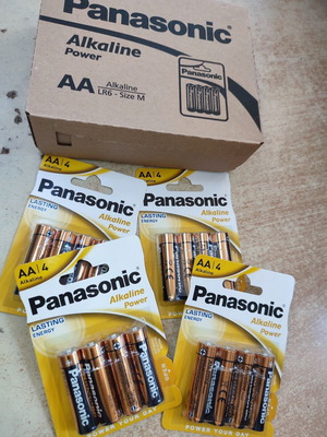 Panasonic alkaline batteries AA new, pack of 12