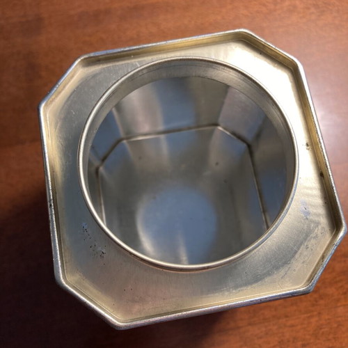 Wedgwood Teas Darjeeling metal caddy tin like new