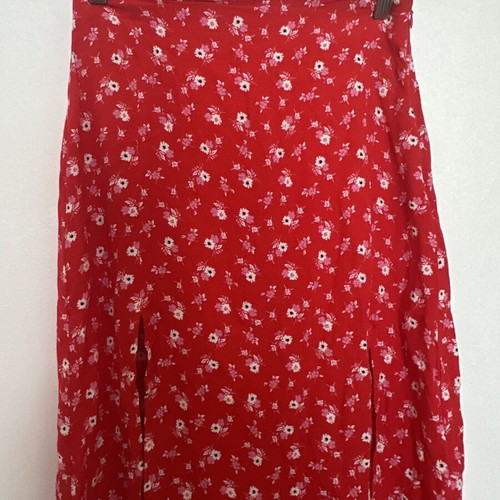 Stradivarius red floral midi skirt with slits like new, size S