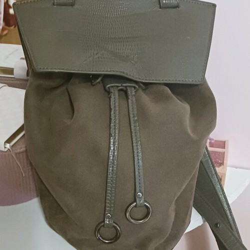 Axel suede backpack used