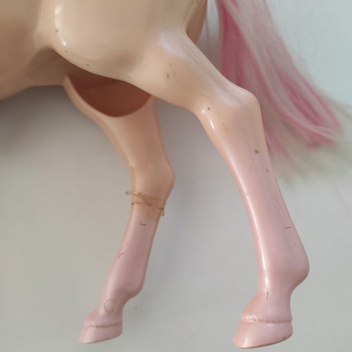 Toy horse for girl used, height 25 cm length 27 cm