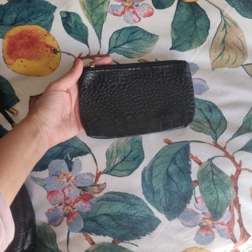 Set shoulder bag and wallet like new, black