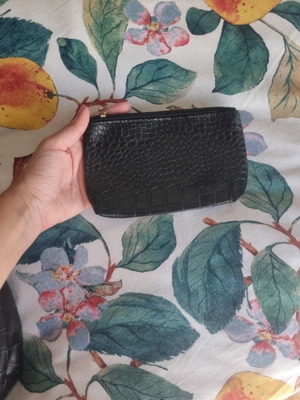 Set shoulder bag and wallet like new, black