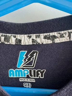 Μακρυμάνικη μπλούζα AMPLIFY αφόρετη, μέγεθος Small για αγόρια 8 ετών, γκρι και μπλε