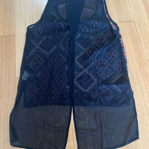 Bershka blouse black like new with back opening, size S