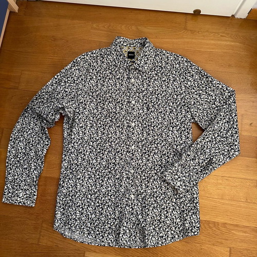 Hugo Boss Toucan Pattern Long Sleeve Shirt Like New, Size L