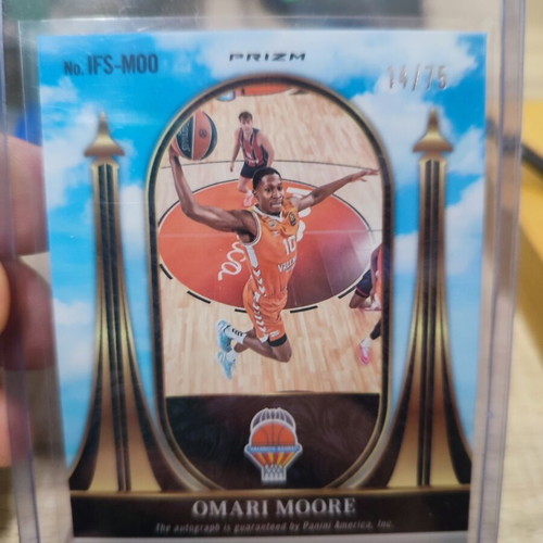 Omari Moore Prizm 14/75 basketball card like new