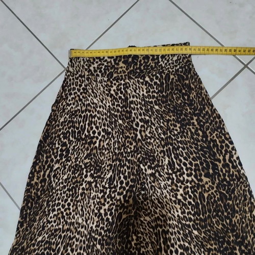 Animal print leopard palazzo pants, size M, elastic, stylish