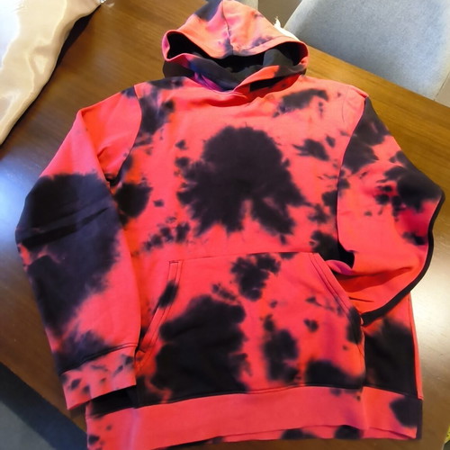 H&M tie-dye hoodie red and black used, size 158-164 cm, 12-14 years
