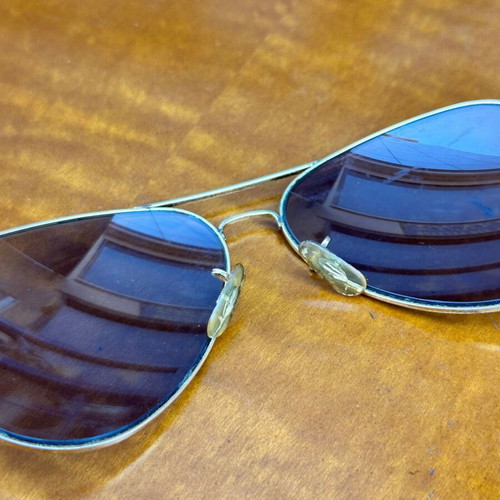 Ray-Ban Aviator vintage sunglasses used, gold frame, brown lenses