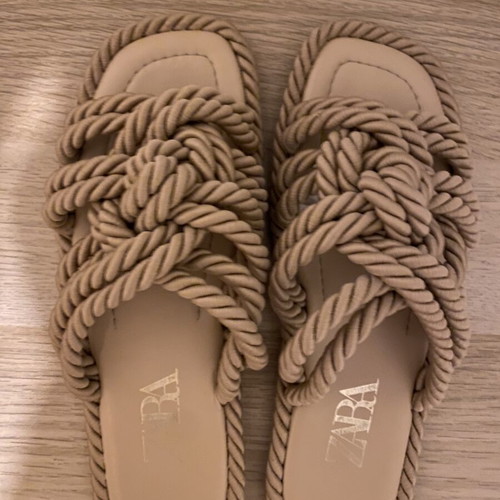 Zara summer slippers like new, beige, size 39