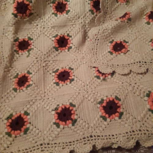 Woolen knitted handmade blanket with decorative beige pillow new