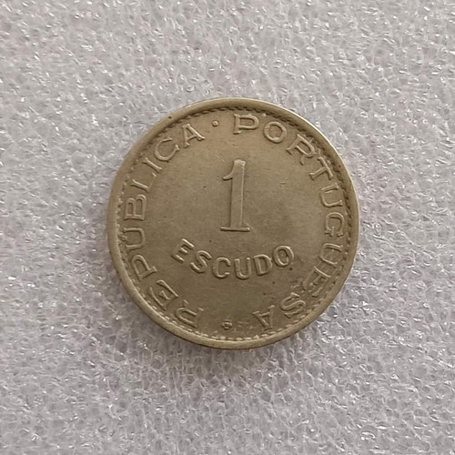 Mozambique 1 Escudo Coin 1950 used