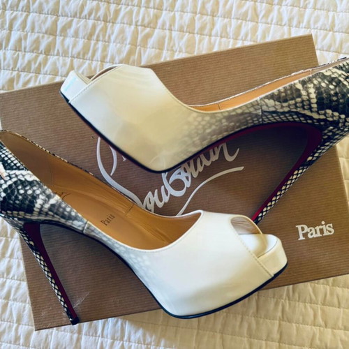 Christian Louboutin New Very Prive 120 heels new, white snakeskin print