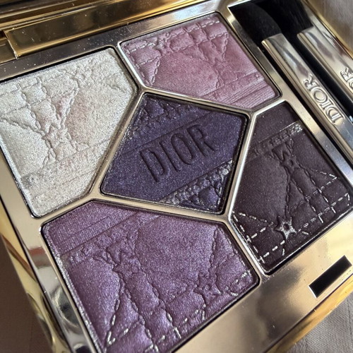 Dior eyeshadow palette like new, authentic product