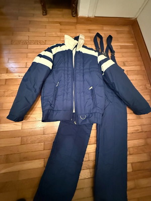Ски комплект гащеризон и яке като нов, размер XSmall - Small