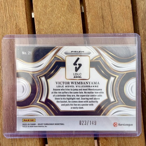 Victor Wembanyama Cracked Ice Snapshots card like new