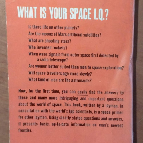 The Space Guidebook used book in Greek