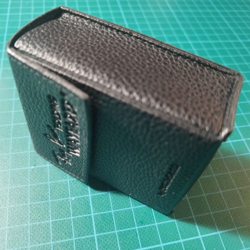 Ray-Ban Folding Wayfarer leather case like new, black