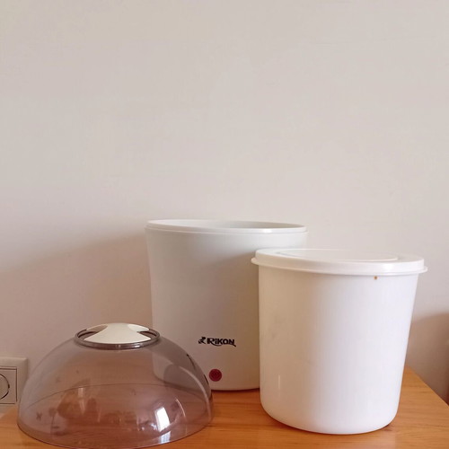 Rikon 2 lt Yogurt Maker like new