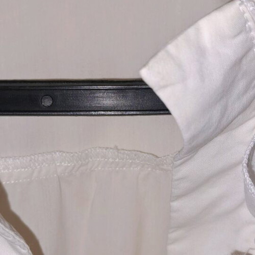 AMA white bodysuit shirt like new with ruffles and elastic waist