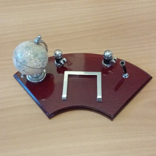Compact office set used with wooden base and rotating globe
