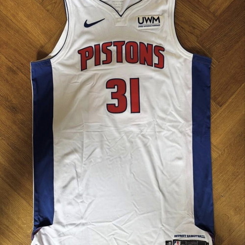 Evan Fournier Detroit Pistons 2023/24 NBA game jersey like new
