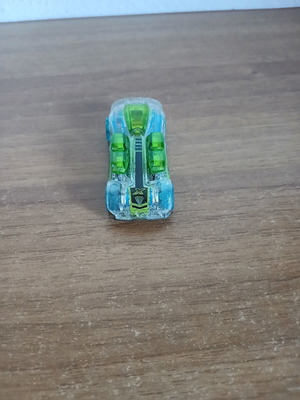 Toy car