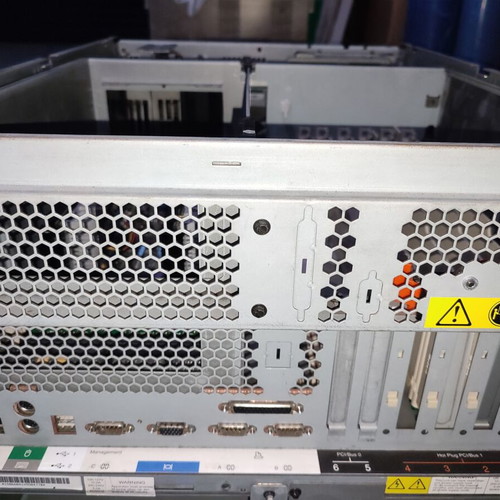 IBM Netfinity 5500 Server Rack with Dual Pentium II 400MHz